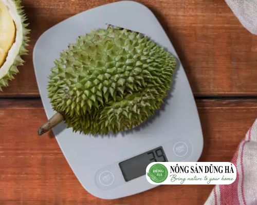 cach-nhan-biet-sau-rieng-chin-bang-trong-luong