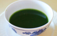 nuoc-mau-tu-nhien-tu-la-dua