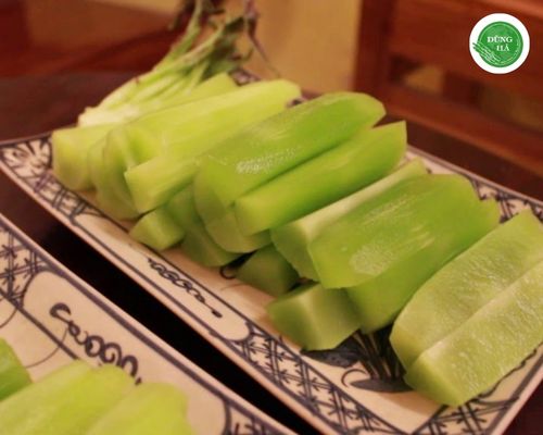 rau-ngo-xuan-luoc