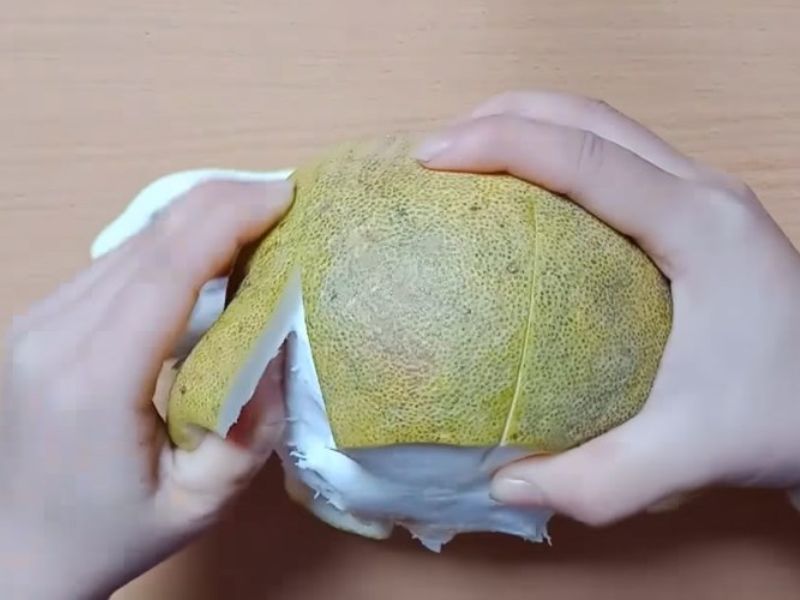 dung-bo-lo-cach-got-buoi-nhanh-gon